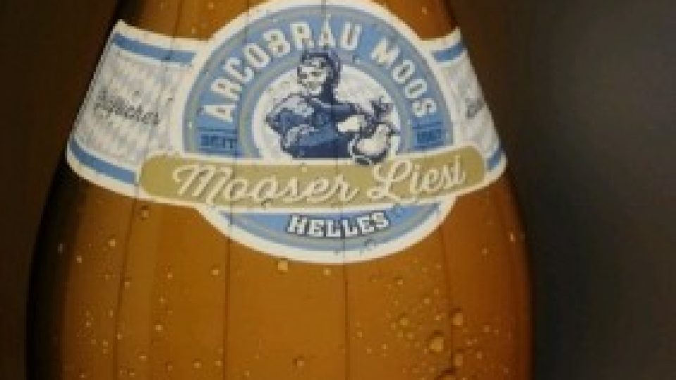 aufblasbare-Riesenflasche-282×500