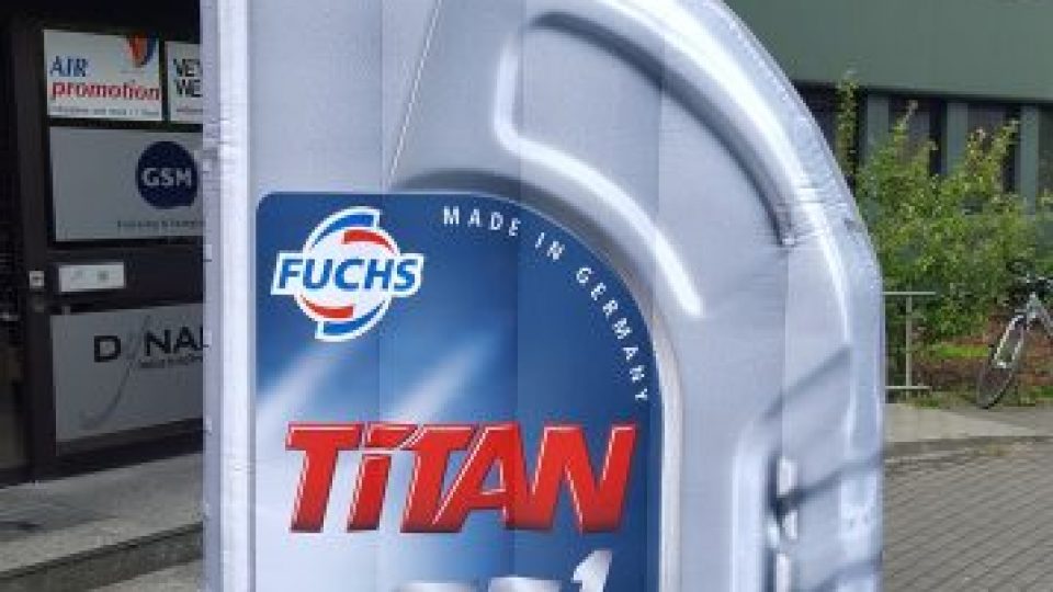 oel-flasche-aufblasbar-358×500