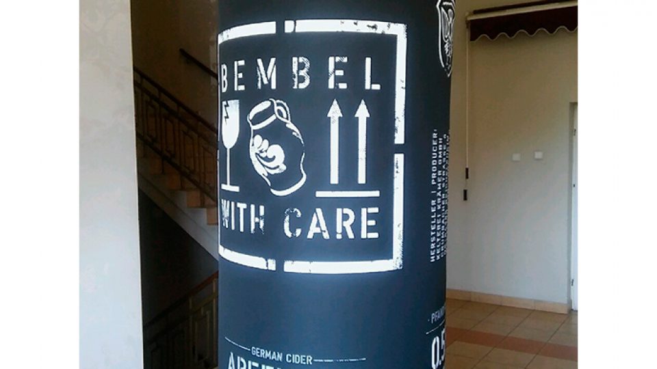 inflatable-can-apple-wine