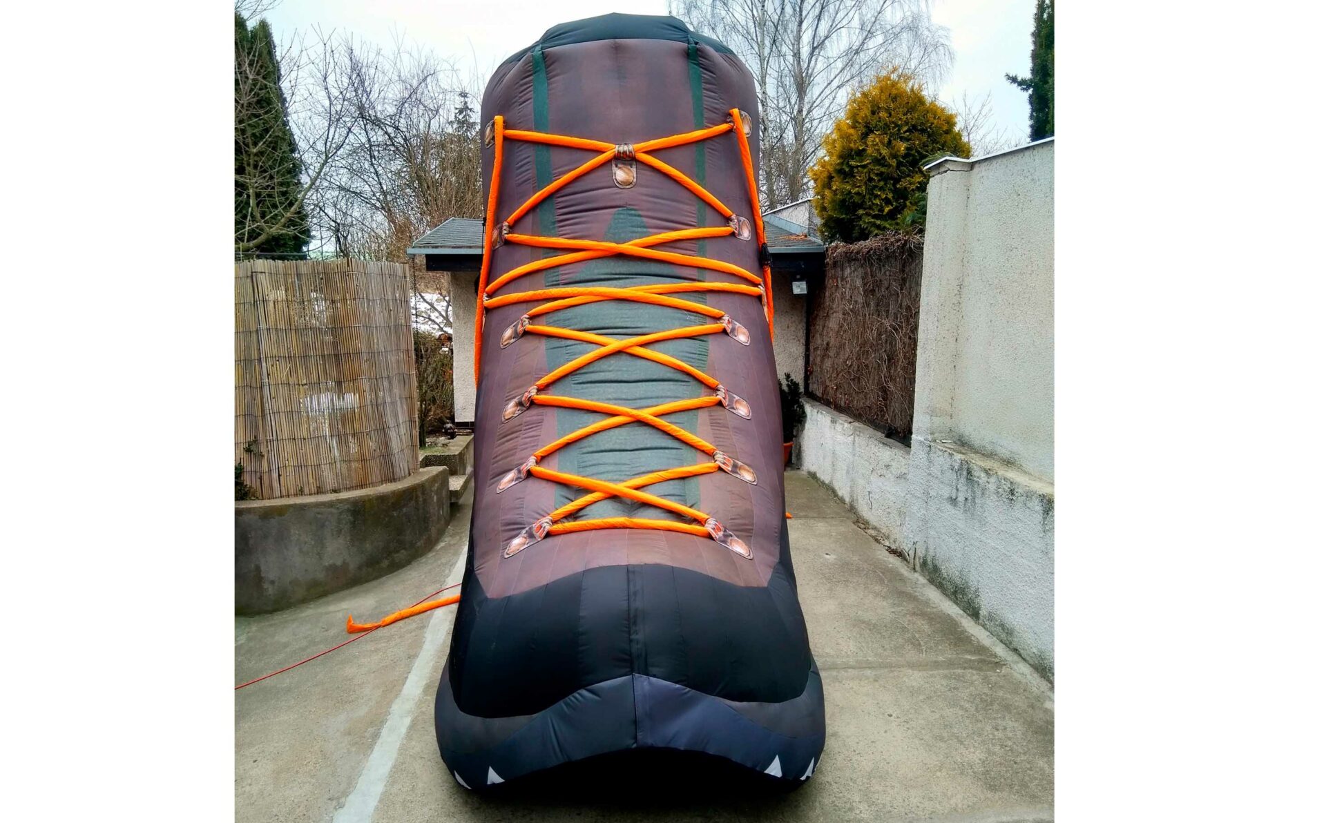 giant-show-inflatable