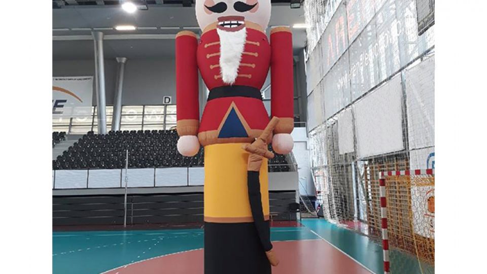 nussknacker-aufblasbar