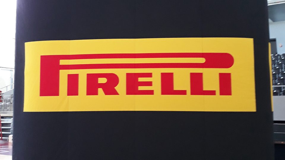 würfel-pirelli-aufblasbar