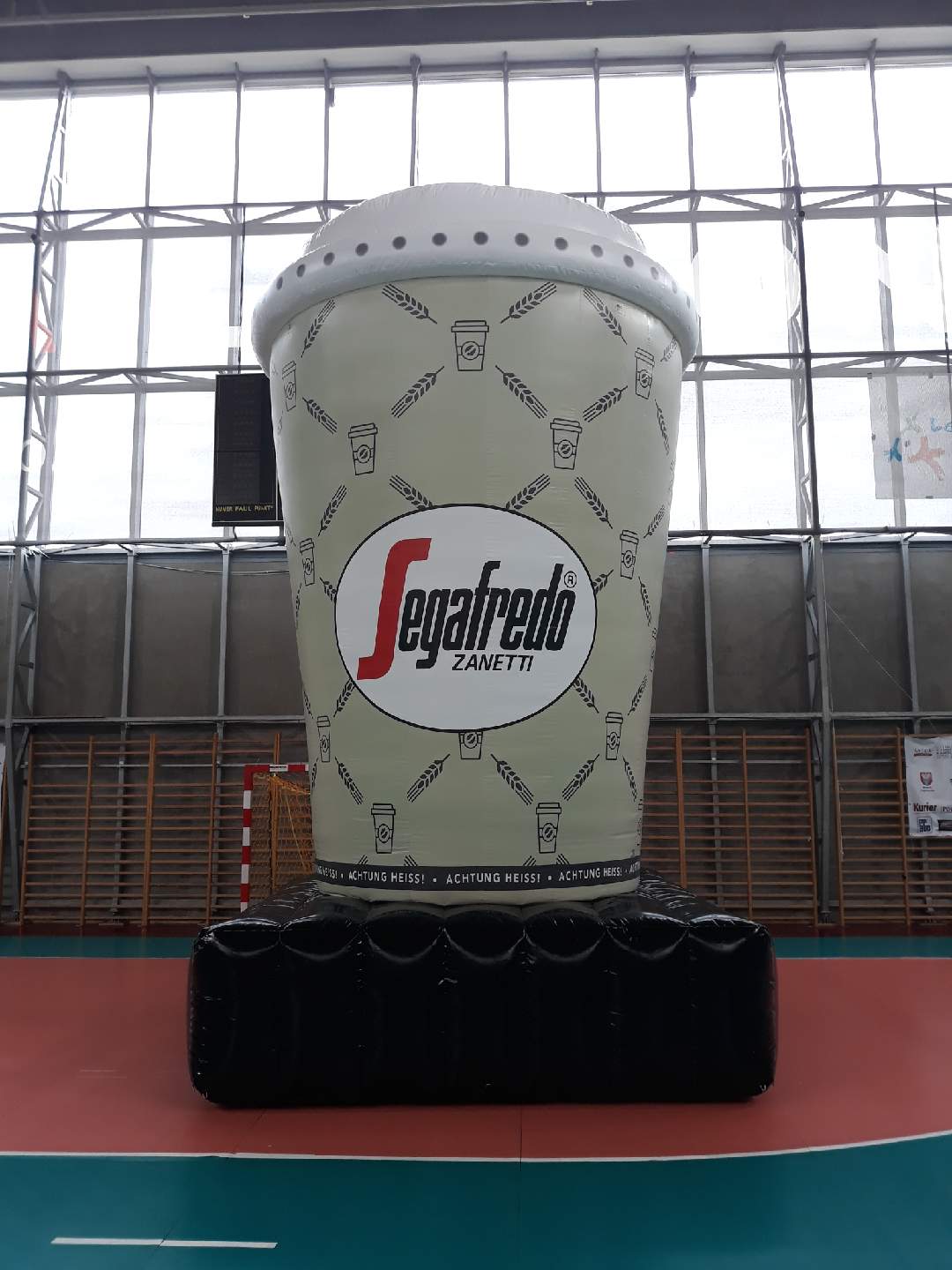 inflatable_roof_advertising