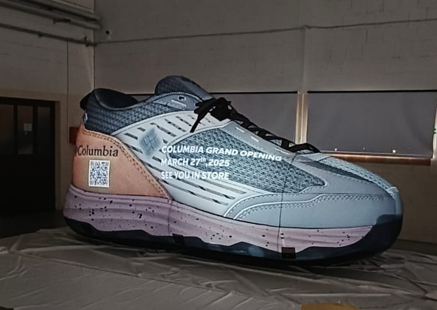 Inflatable shoe with light 5m