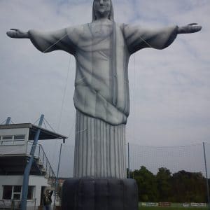 jesus-statue