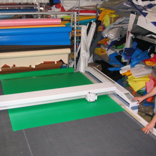 Manufacturing giant inflatable advertisements