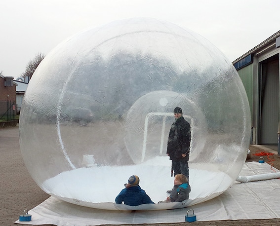 snowglobe4-300×291