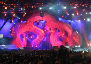 Inflatable lit stage designs
