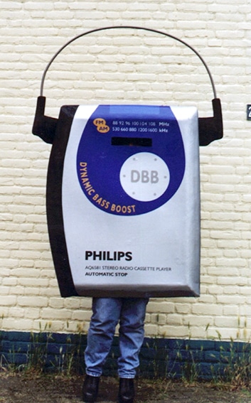 Inflatable advertising object